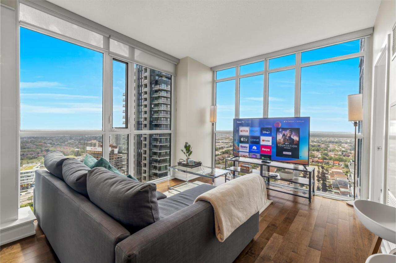 Ultra Luxurious 2.5 Bedroom 2 Full Bathroom 1 Parking Condo Near Sq1 Striking Views Mississauga Dış mekan fotoğraf